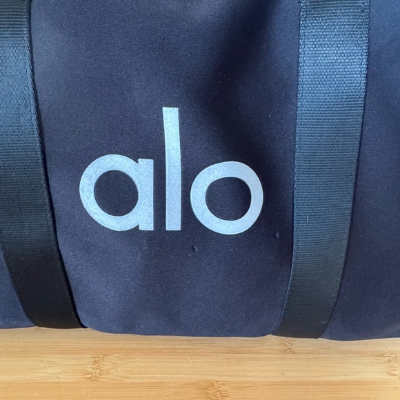 ALO Yoga Midnight Black Duffel Bag - Picture 2 of 7